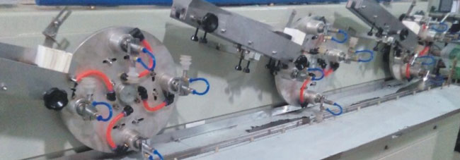 DZB-300C卡片全自動包裝機機械細節